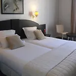 Le Grand By Collection Hotel