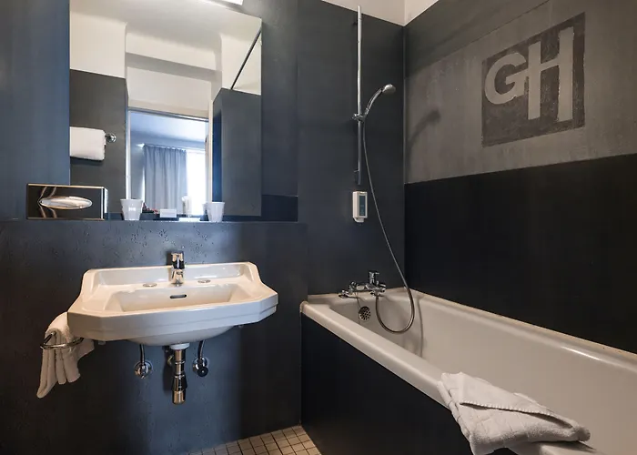 Le Grand By Collection Hotel