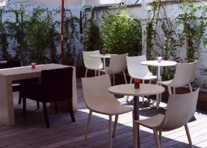 Le Grand By Collection