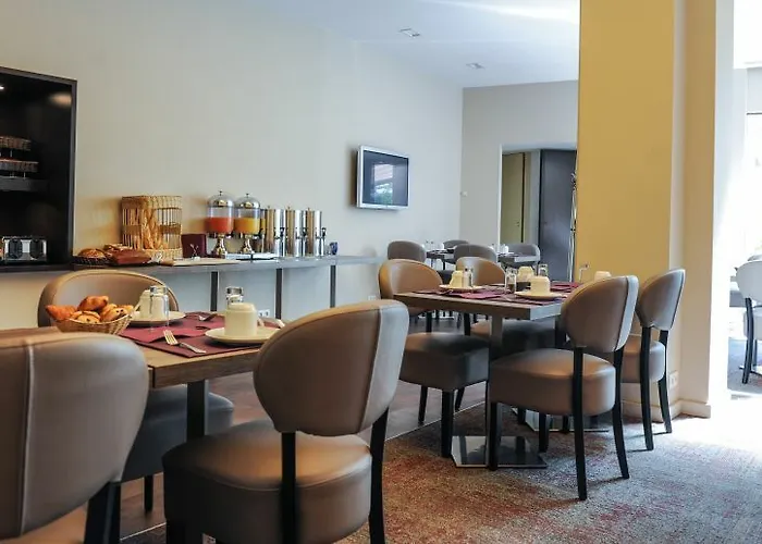 Le Grand By Collection Hotel 3*