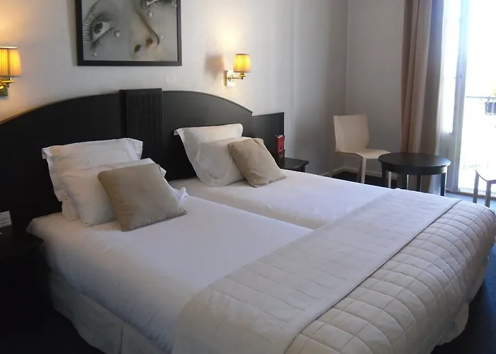 Le Grand By Collection Hotel