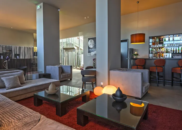 Le Grand By Collection Hotel 3*