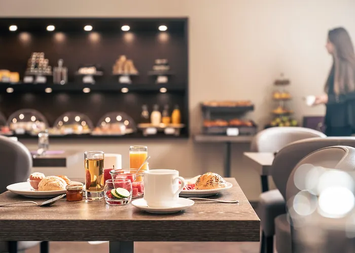 Le Grand By Collection Hotel