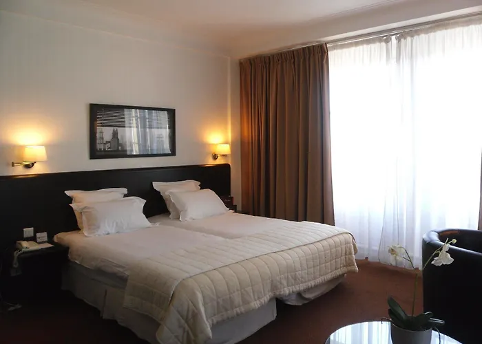 Le Grand By Collection Hotel 3*